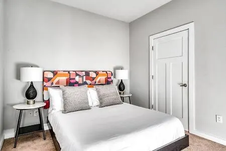 Two Cozysuites Spacious Music Row Condos W Parking Nashville Apartament