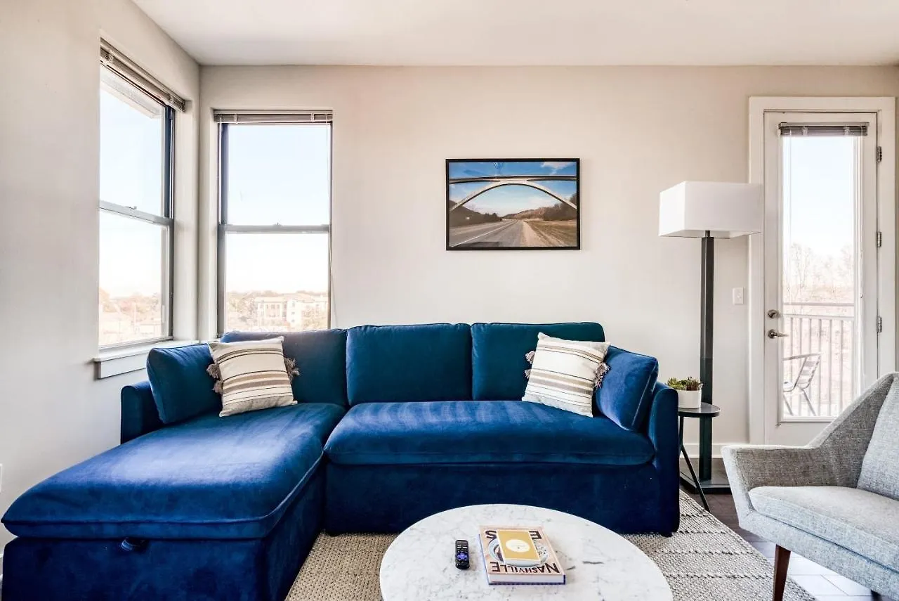 Two Cozysuites Spacious Music Row Condos W Parking Nashville