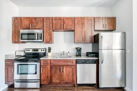 Apartment Two Cozysuites Spacious Music Row Condos W Parking Nashville