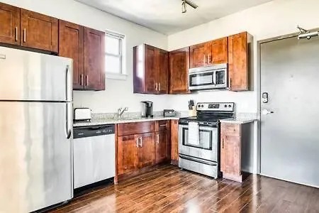 Two Cozysuites Spacious Music Row Condos W Parking Nashville United States